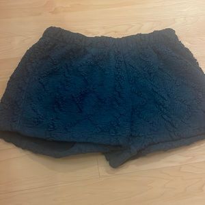 Art class,green sleeping shorts